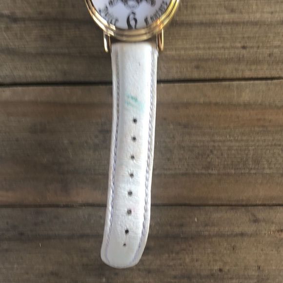 Juicy Couture Limited Edition Y2K Scottie Dog Crest White Leather Watch! GUC - Picture 5 of 12